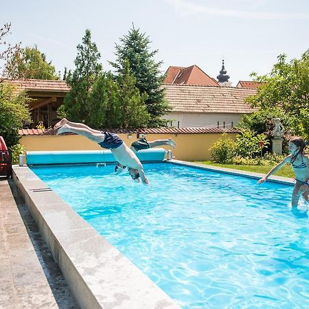 Winzerhof Familie Bogner Apartment Rohrendorf bei Krems ภายนอก รูปภาพ